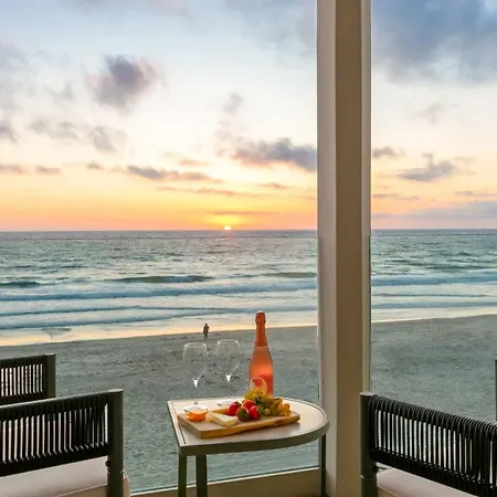 Mission Beach Oceanfront 2Br